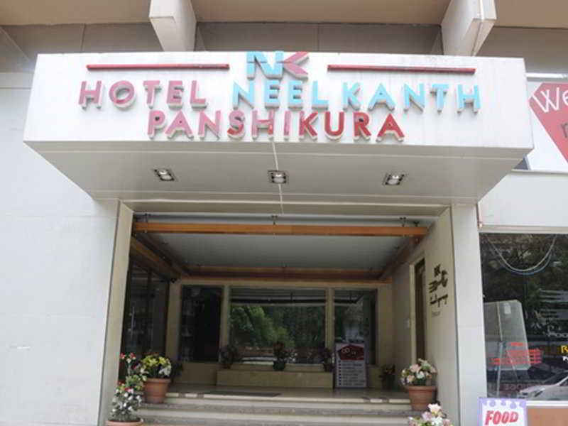 ホテルNeelkanth Panshikura アーメダバード エクステリア 写真